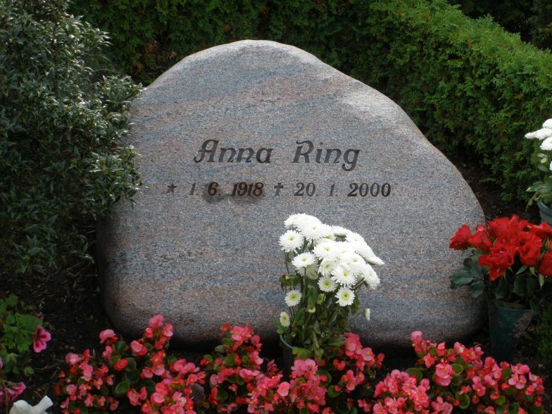Anna Ring.JPG
